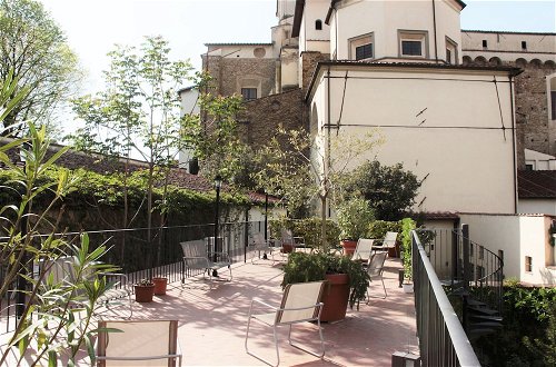 Foto 41 - Domus Giorgio Authentic 1600's apt with Stunning Garden and Rooftop