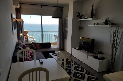 Photo 13 - Apartamento El Yate In Front Of The Sea
