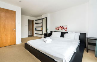 Photo 2 - Broadband 2BD City Flat Farringdon Expedia