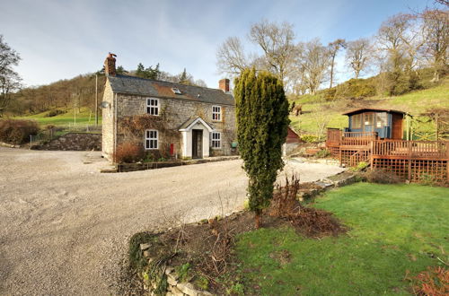 Photo 41 - Stunning 3-bed House in a Private Hidden Valley