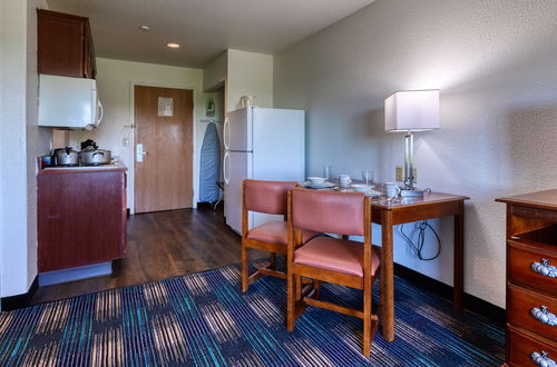 Photo 5 - All Towne Suites