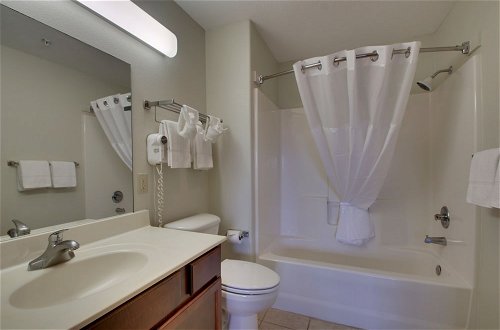 Photo 16 - All Towne Suites