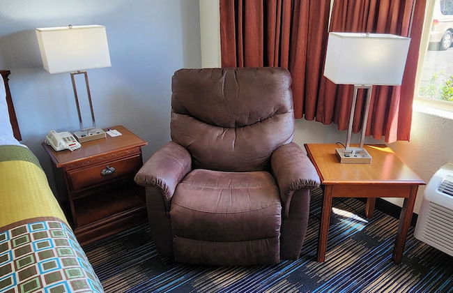 All Towne Suites - Foto 10