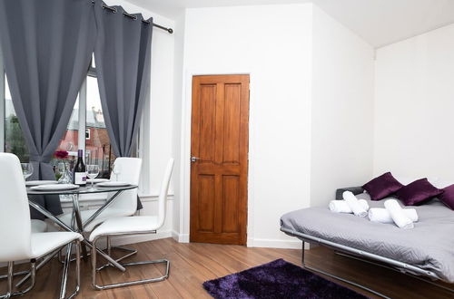 Photo 16 - One Bedroom Apartment by Klass Living Serviced Accommodation Bellshill - Cosy Apartment with WIFI and Parking