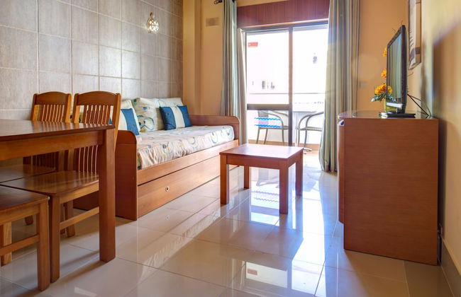 Choromar Apartments - Photo 36