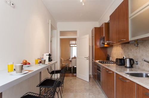 Photo 10 - JOIVY Stylish 2BR Apt w/balcony at the heart of Baixa