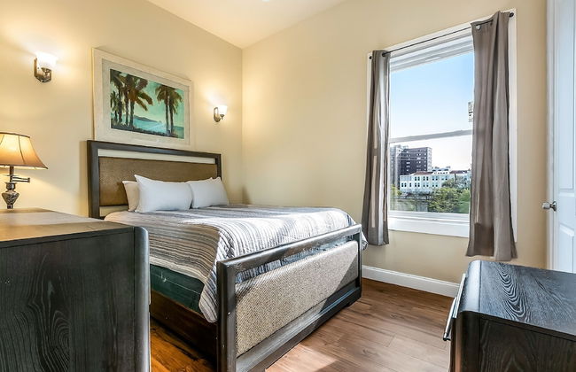 Spacious 5BD Penthouse in NOLA - Photo 6