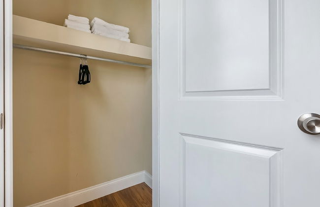 Spacious 5BD Penthouse in NOLA - Photo 2