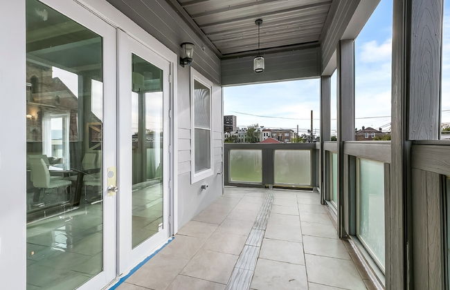 Spacious 5BD Penthouse in NOLA - Photo 17