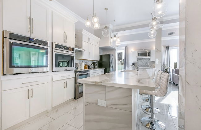 Spacious 5BD Penthouse in NOLA - Photo 12