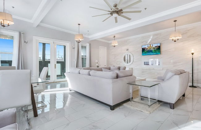 Spacious 5BD Penthouse in NOLA - Photo 26