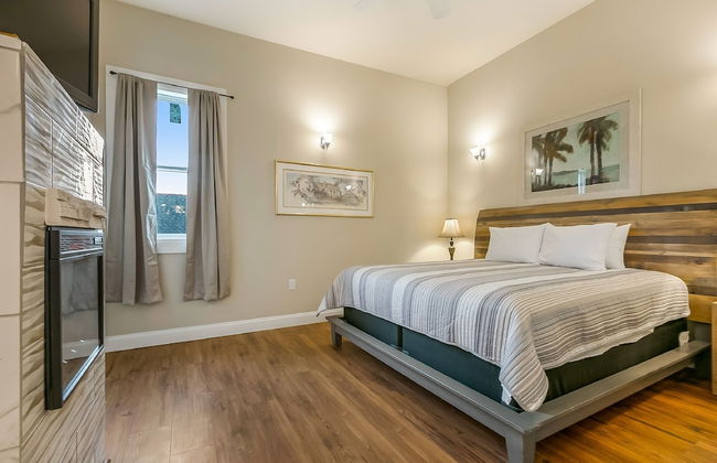Spacious 5BD Penthouse in NOLA - Photo 5