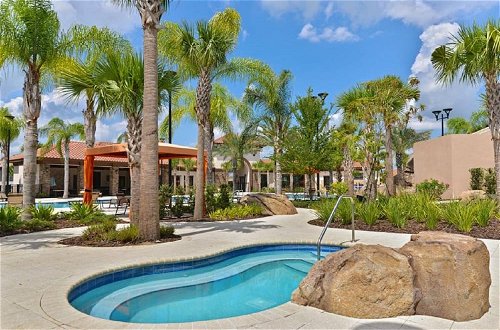 Photo 48 - Lovely Vacation House With Private Pool at Solterra Resort (5349)