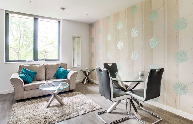 Elegant Apartment in Milton Keynes near Snozone - Foto 1