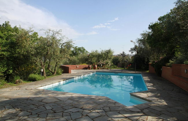 Family Friendly Villa Giulia With Pool - Photo 1