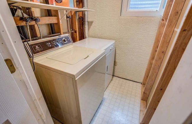 4BR Dog Friendlygarden of the Godsbbq Grill! - Photo 29