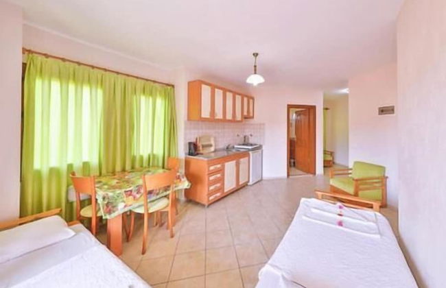 Minta Apart - Photo 9