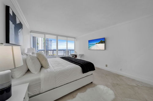 Photo 44 - 3 Bedroom Condo With Stunning Balcony View