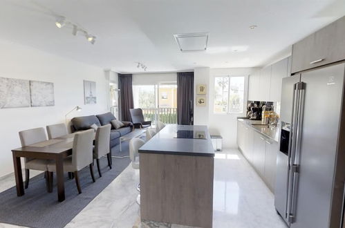 Photo 7 - Modern Apartment Near Puerto Banus