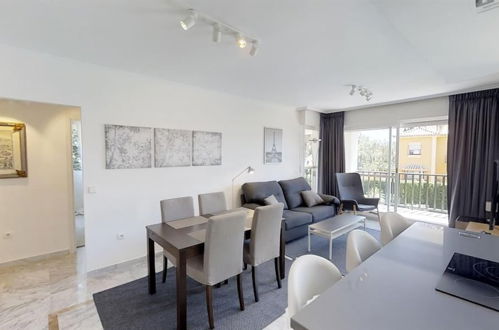 Photo 8 - Modern Apartment Near Puerto Banus