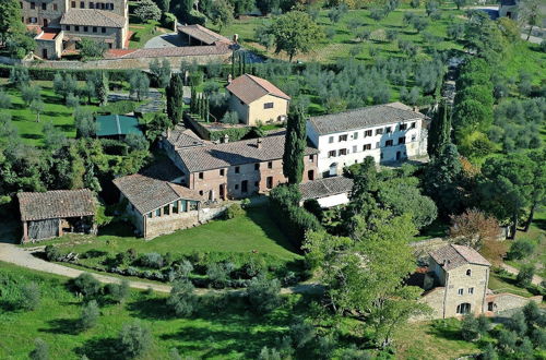 Foto 33 - Cozy Farmhouse with Swimming Pool in Le Tolfe near Florence