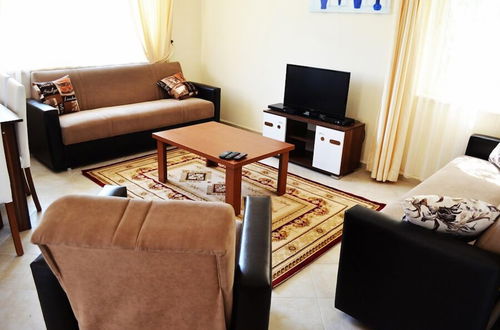 Photo 13 - 3 Bedrooms Apartment Lake View 5 by Likya Global