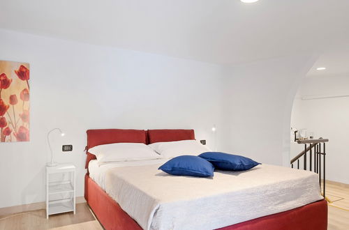 Photo 2 - Bolognina Fair Functional Apartment