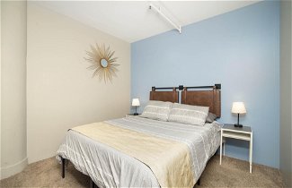 Photo 1 - Downtown Denver 2BR Apartment - Open Plan Living