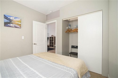 Foto 3 - Downtown Denver 2BR Apartment - Open Plan Living