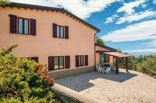 Photo 35 - Agriturismo in the Appenines with Covered Swimming Pool & Hot Tub