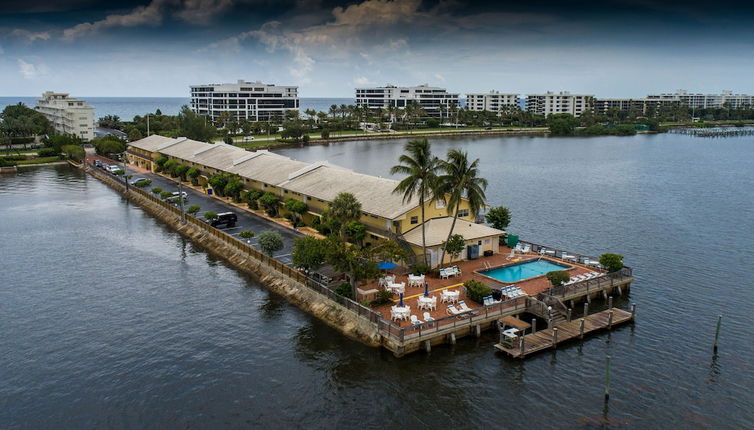 Photo 1 - Palm Beach Waterfront Suites