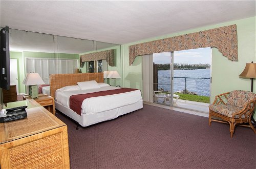Photo 64 - Palm Beach Waterfront Suites