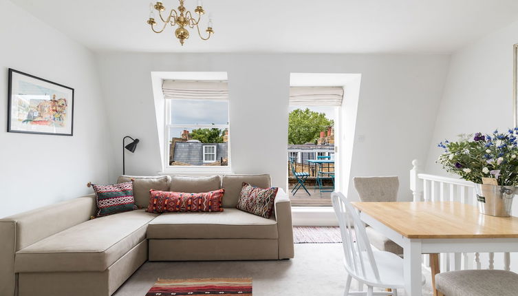 Photo 1 - JOIVY Pimlico Flat with Terrace for 3