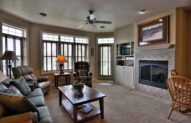 Unit 411a 1 BD/ 1 BA Condo - Photo 4