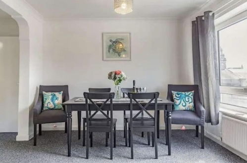 Foto 8 - Lovely Apartment Sleeps 6 Singles in Torquay