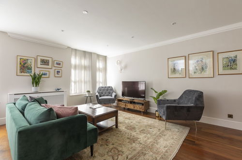 Foto 11 - ALTIDO Beautiful 2 bed apt in Mayfair, close to Tube