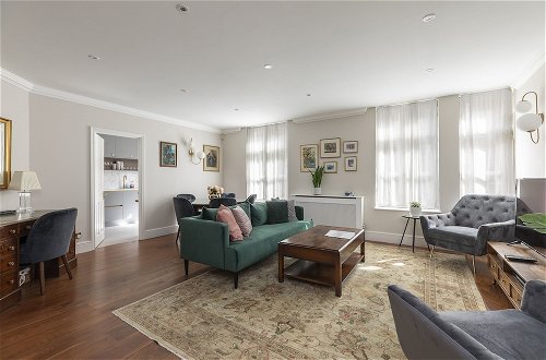 Photo 10 - ALTIDO Beautiful 2 bed apt in Mayfair, close to Tube