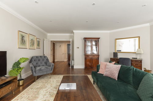 Photo 14 - JOIVY Beautiful 2 bed apt in Mayfair, close to Tube