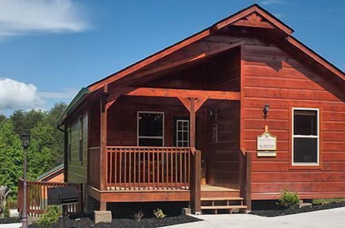 Photo 30 - Dollywood Cabins