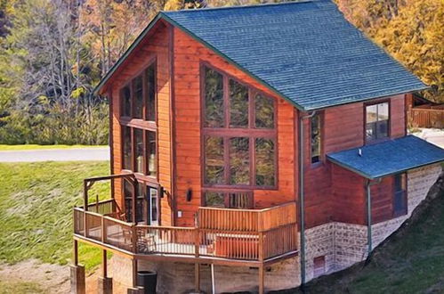 Photo 6 - Dollywood Cabins