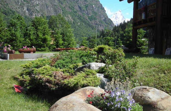 Chalet in Antey-saint-andre With Mountain Views - Foto 13