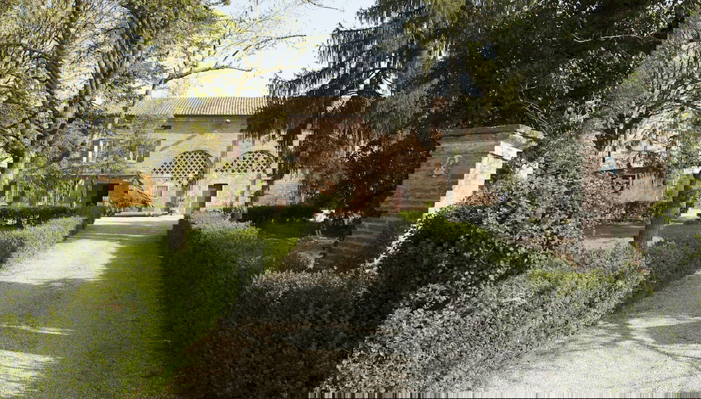 Primary image