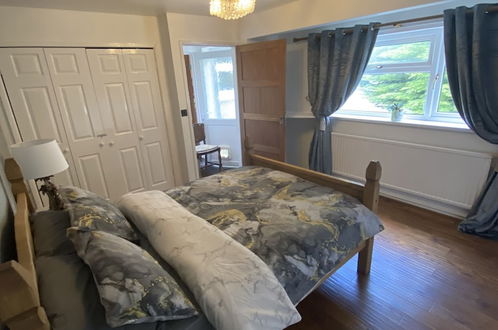 Photo 5 - Stunning Beautiful 4-bed House in South Wales