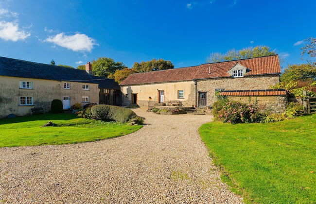 Buckland Brewer COB Barn 2 Bedrooms - Photo 22