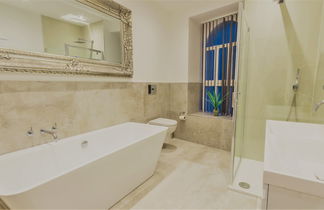 Photo 2 - 3 Bed- The Regency Suite