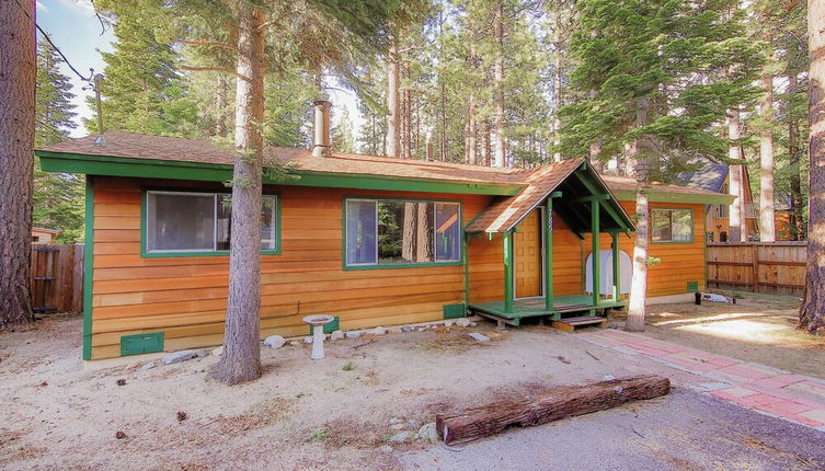 Photo 1 - Whispering Pines Cabin - Family and pet Friendly Abode