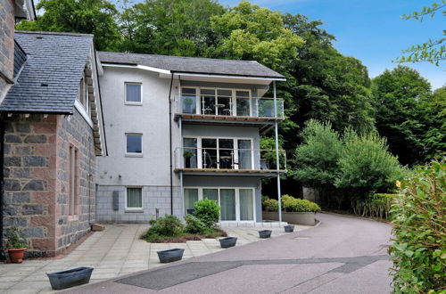 Photo 21 - Enchanting Home With Furnished Balcony in Cults, Scotland