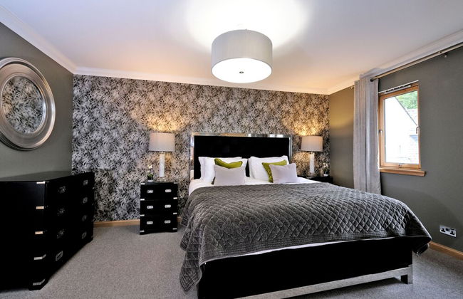 Enchanting Home With Furnished Balcony in Cults, Scotland - Foto 5