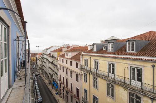 Photo 29 - JOIVY Spacious 3BR home w/balcony in Baixa, nearby Lisbon Cathedral