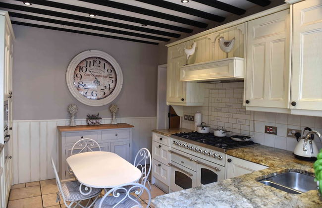 Luxury Cottage Near Windsor Castle - Foto 9